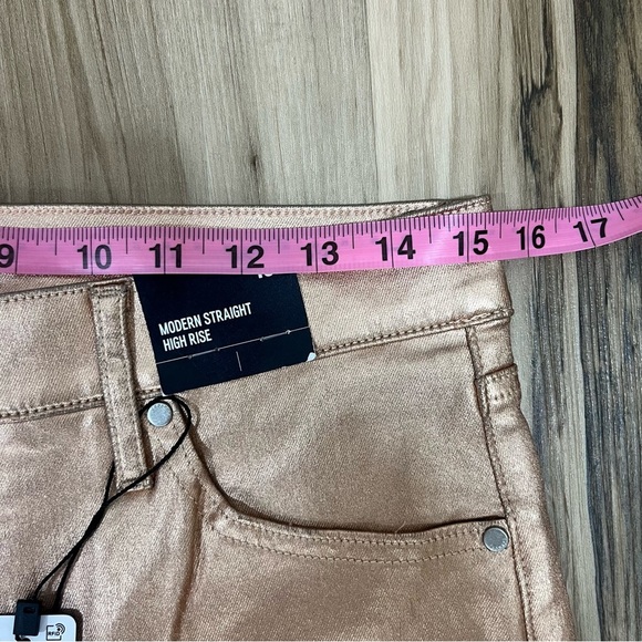 Express Ladies Rose Gold High Waisted Metallic Coated Modern Straight Jeans NWT - Picture 10 of 12